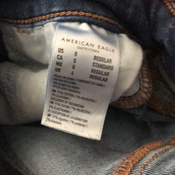 Size 0, Dark Blue Ripped American Eagle Jeans - Picture 3 of 3